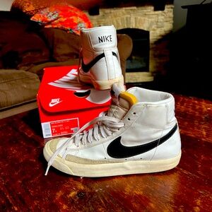 Nike blazers - size 7 (women’s)